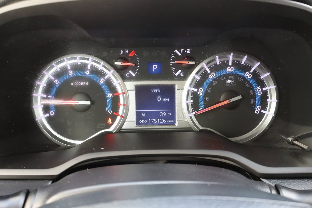 Used 2016 Toyota 4Runner SR5 image 38