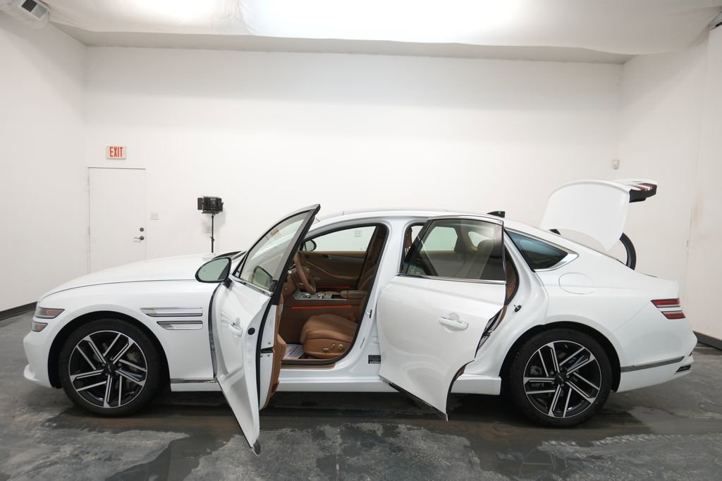 New 2025 Genesis G80 2.5T Advanced image 25