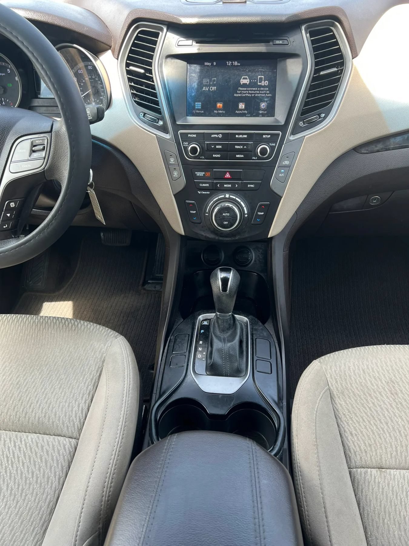 Used 2017 Hyundai Santa Fe Sport FWD image 13