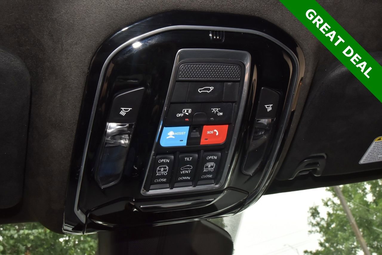 Used 2024 Jeep Grand Wagoneer Series II w/ Quick Order Packagew 28T AWD/4WD image 32