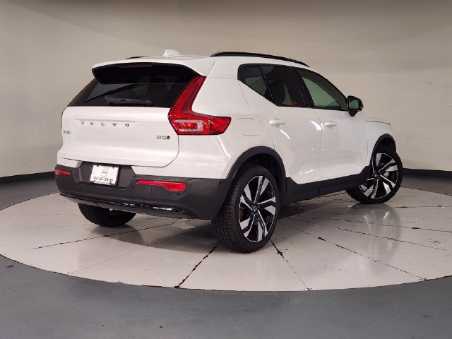 Certified 2026 Volvo XC40 B5 Plus w/ Protection Package Premier AWD/4WD image 2