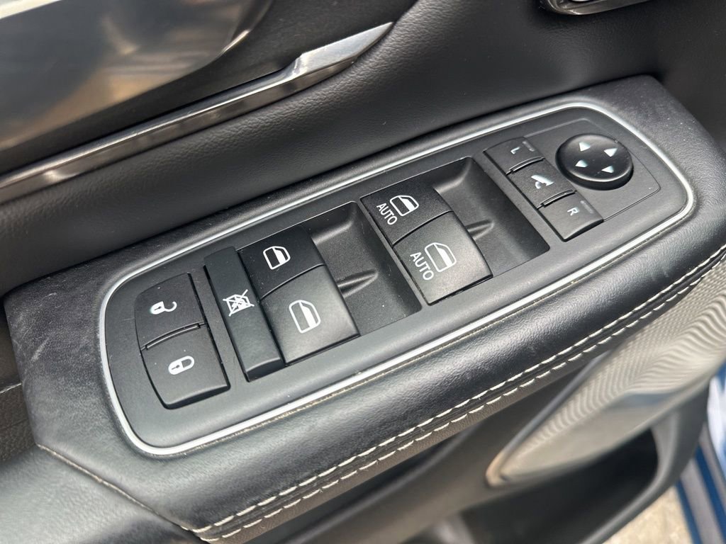 Used 2020 RAM 1500 Limited image 15