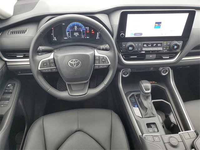 Used 2025 Toyota Grand Highlander FWD image 18