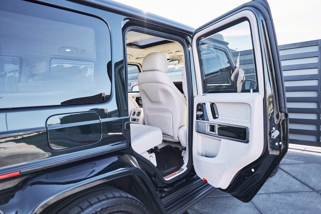 Used 2025 Mercedes-Benz G 63 AMG 4MATIC image 40