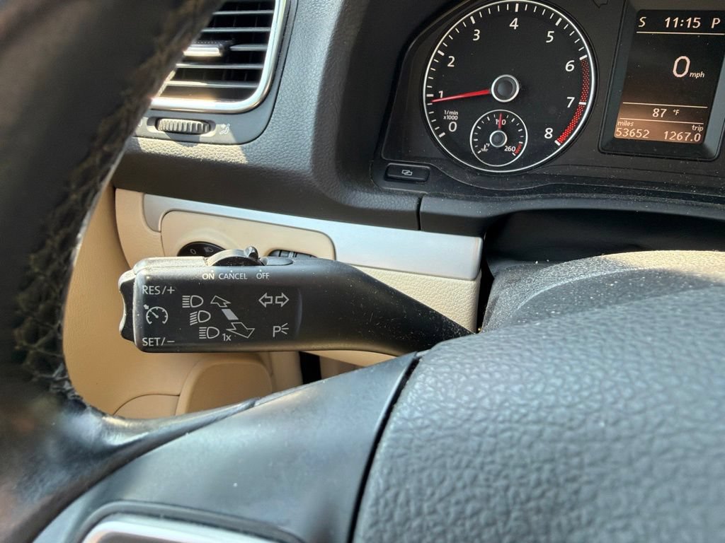 Used 2012 Volkswagen Eos Komfort FWD image 14