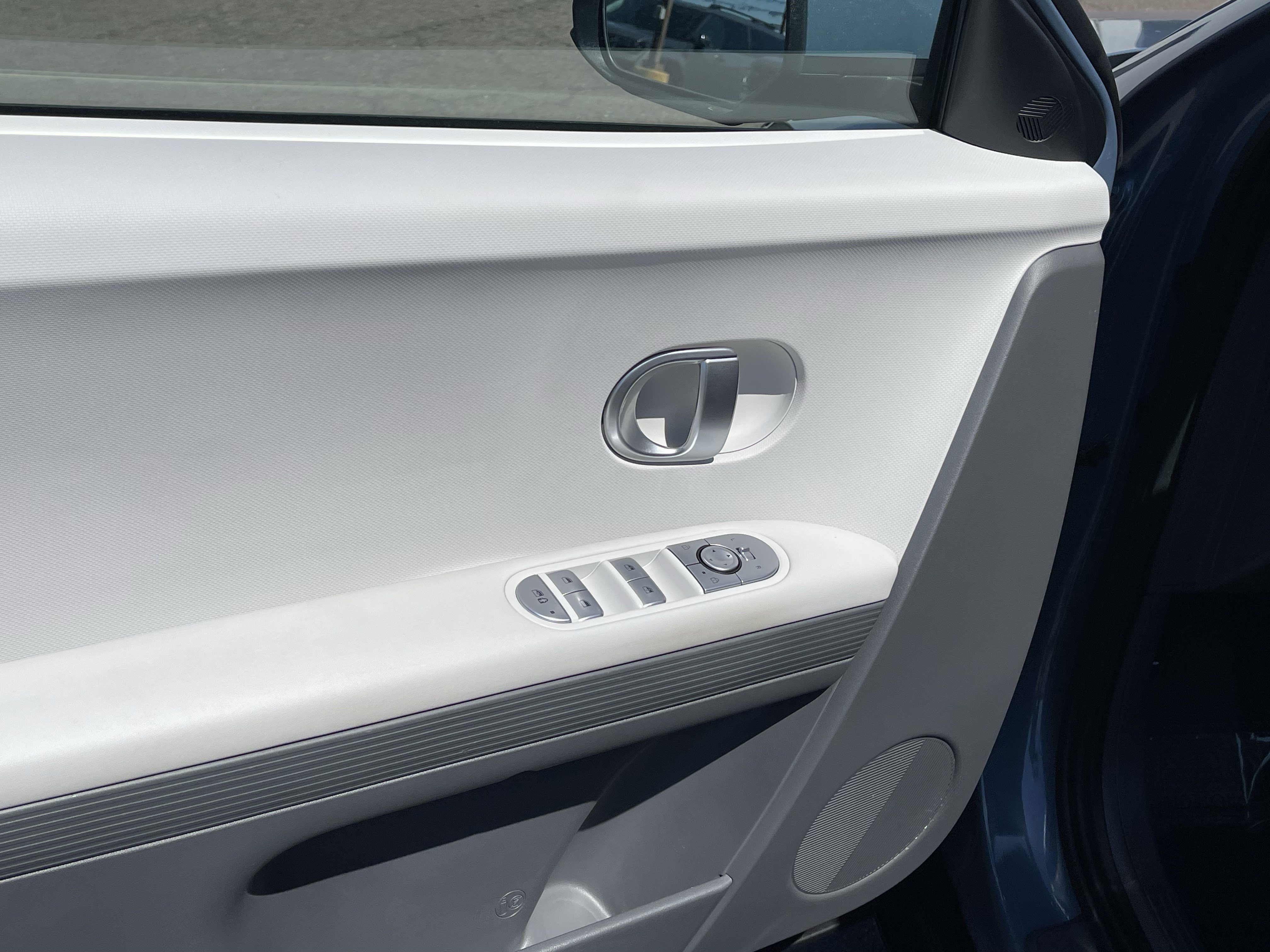 Certified 2024 Hyundai Ioniq 5 SEL RWD image 17