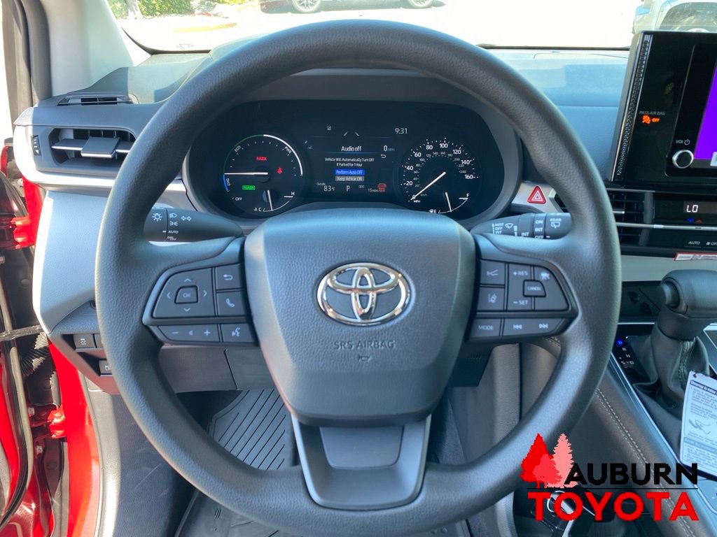 New 2026 Toyota Sienna LE FWD image 41