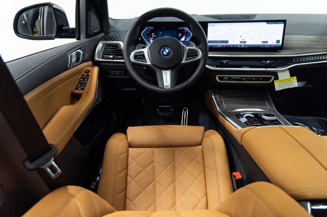 New 2026 BMW X5 xDrive50e w/ M Sport Package image 4