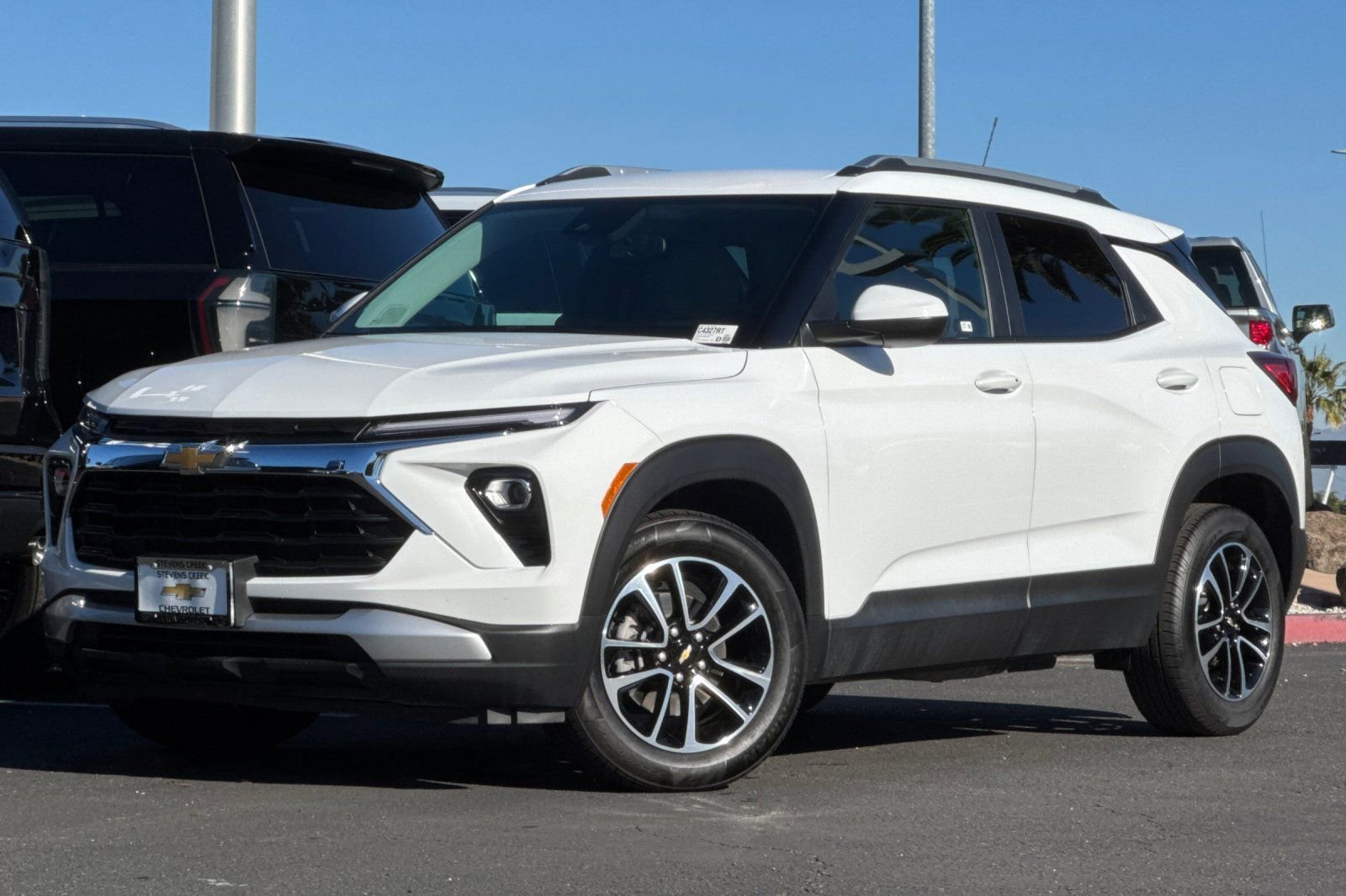 Used 2025 Chevrolet TrailBlazer LT image 9