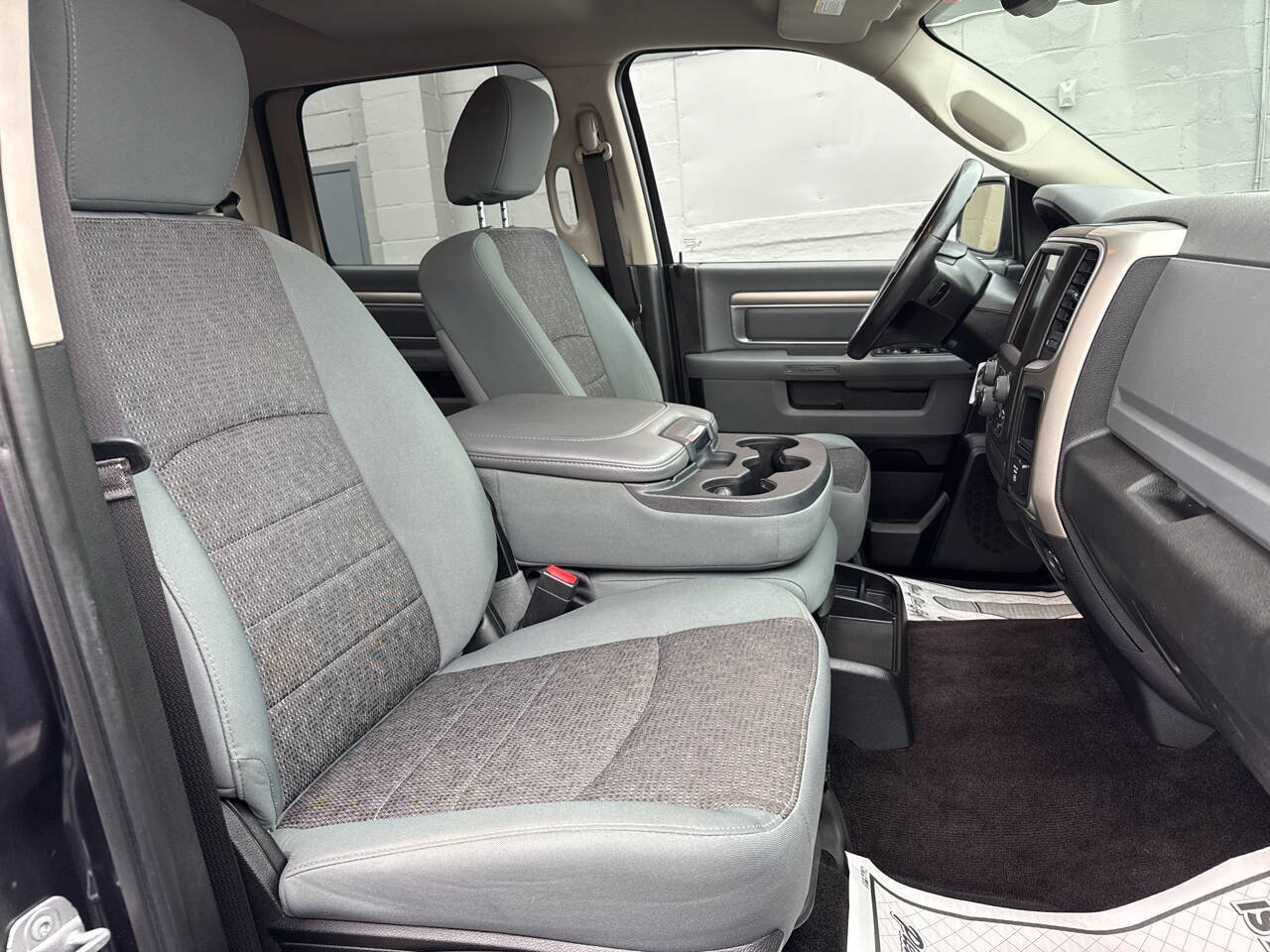 Used 2014 RAM 1500 Big Horn AWD/4WD image 24
