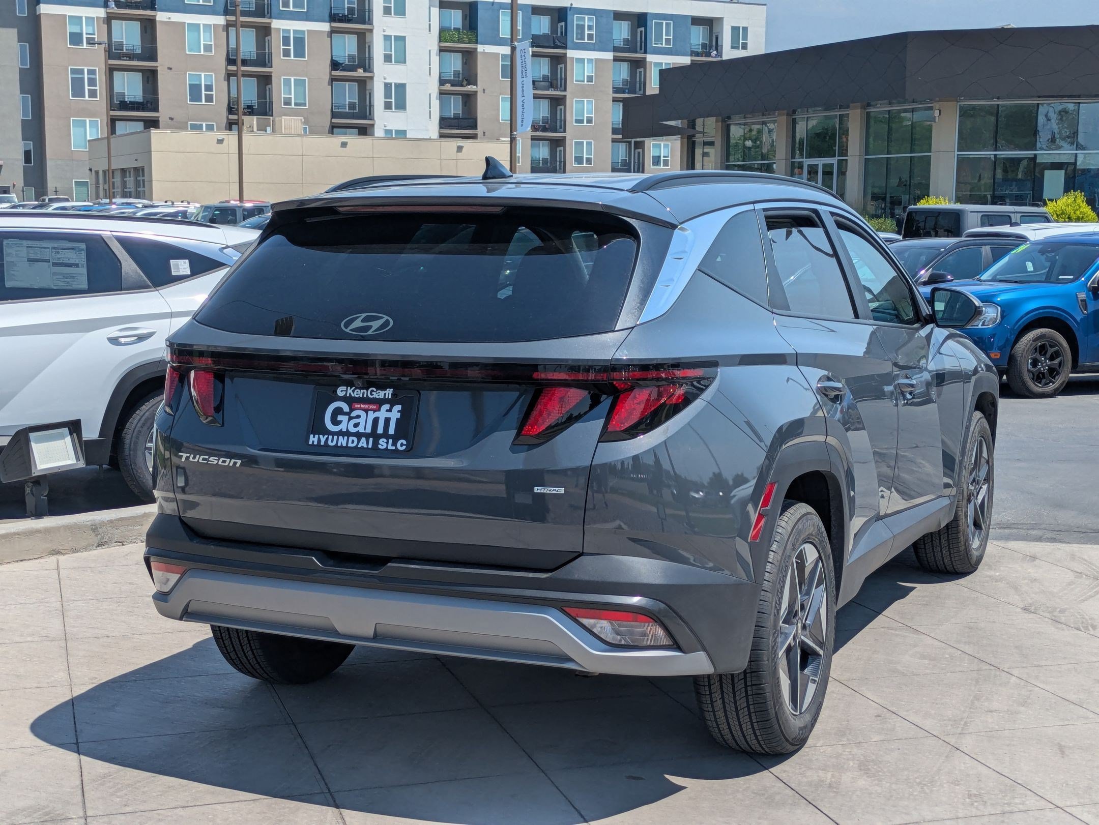 Certified 2025 Hyundai Tucson SEL AWD/4WD image 4