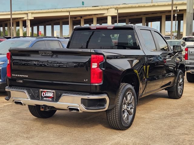 Used 2023 Chevrolet Silverado 1500 LT w/ Z71 Off-Road Package AWD/4WD image 7