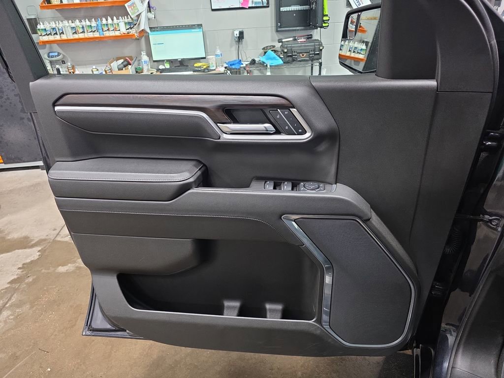 Certified 2025 GMC Sierra 1500 SLT image 27