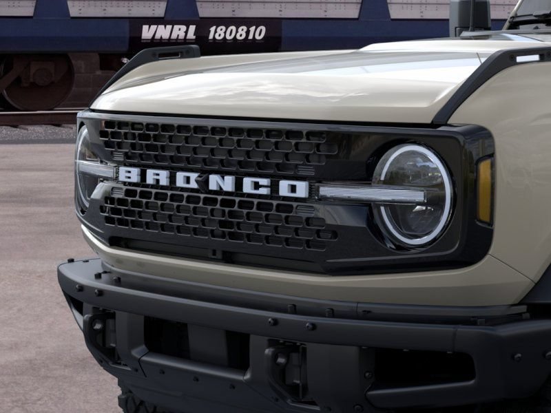 New 2026 Ford Bronco Badlands AWD/4WD image 19