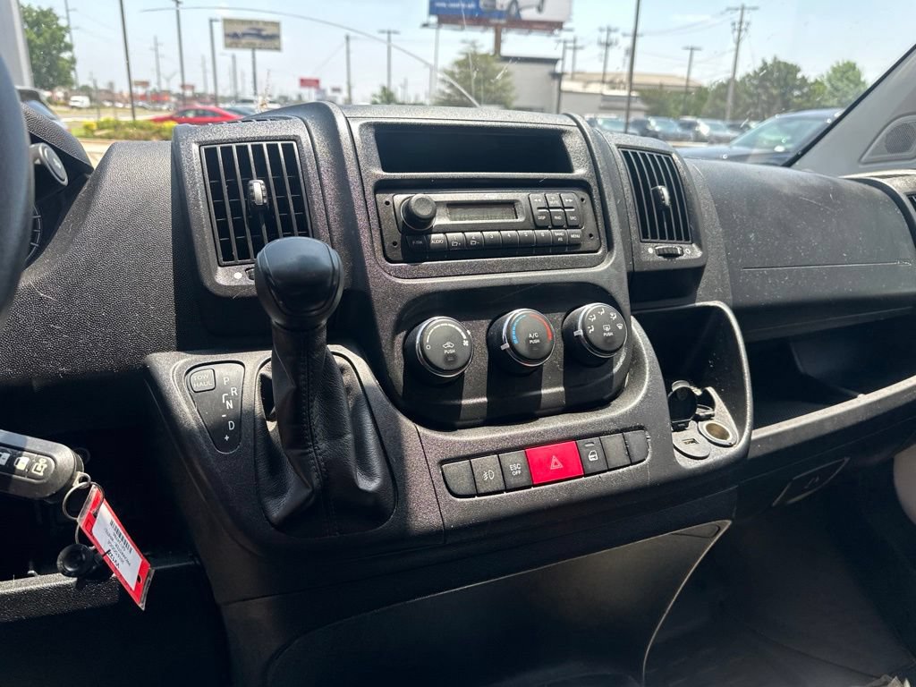 Used 2016 RAM ProMaster 2500 w/ Premium Appearance Group FWD image 13