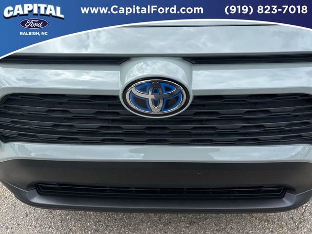 Used 2023 Toyota RAV4 XLE image 10