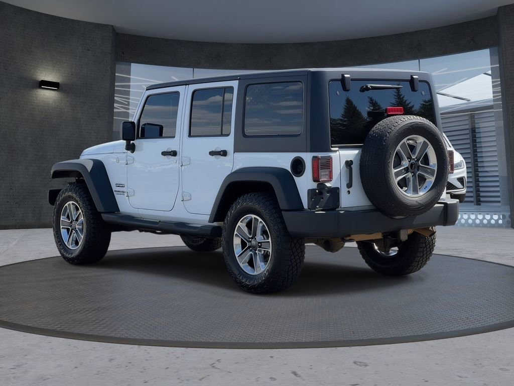 Used 2018 Jeep Wrangler Unlimited Sport S AWD/4WD image 3