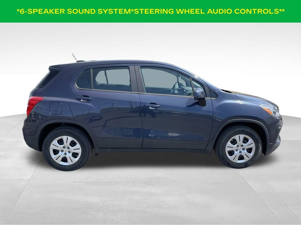 Used 2018 Chevrolet Trax LS FWD image 4