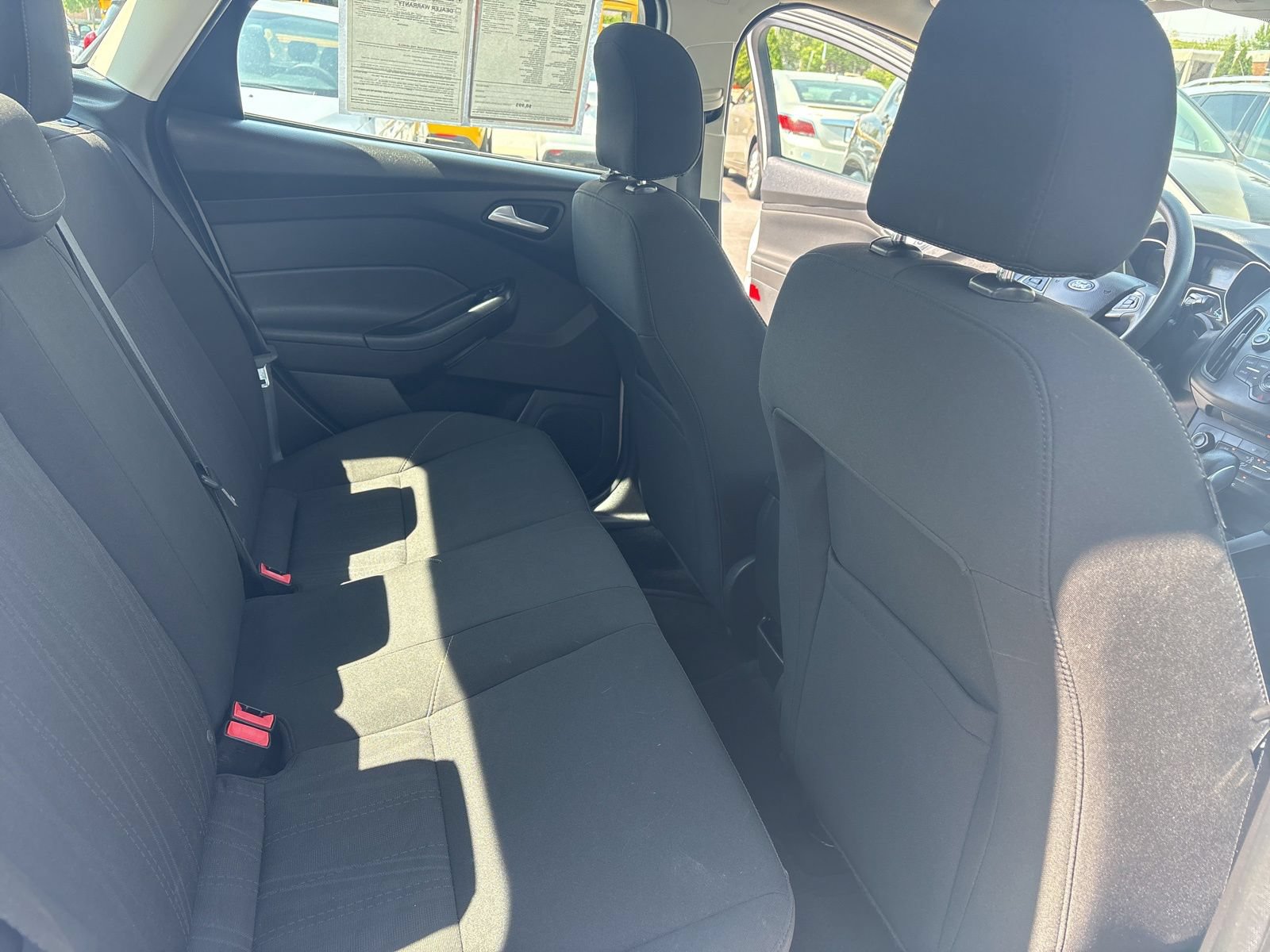 Used 2017 Ford Focus SE FWD image 16