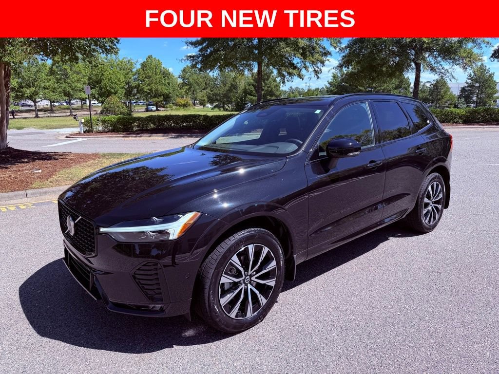 Used 2024 Volvo XC60 B5 Plus w/ Protection Package Premier AWD/4WD image 3