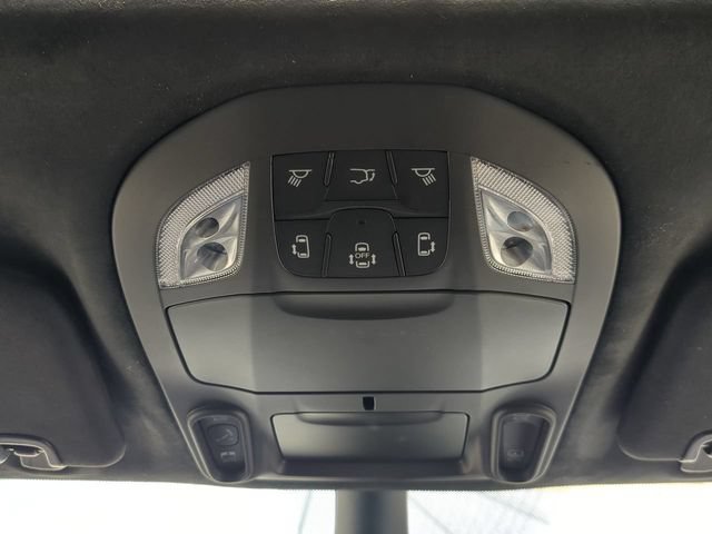 New 2027 Chrysler Pacifica Pinnacle w/ Theater Group AWD/4WD image 25