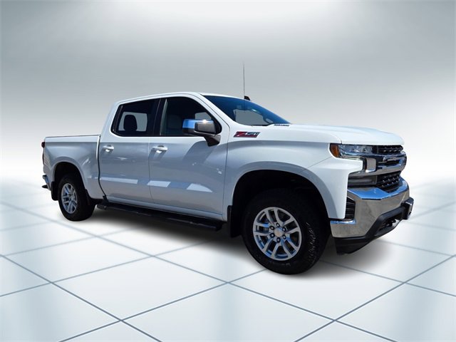 Used 2022 Chevrolet Silverado 1500 LT image 2