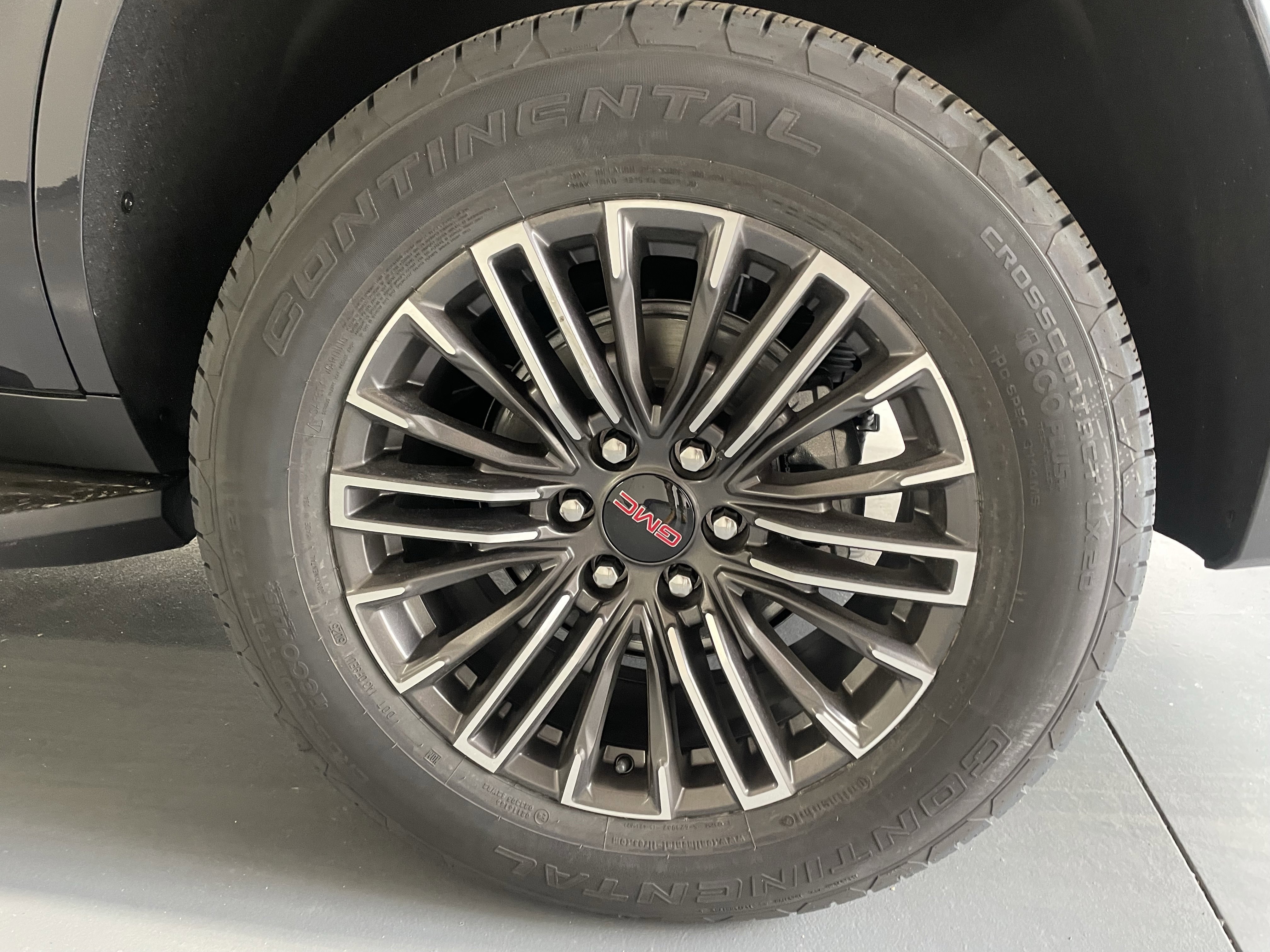 New 2026 GMC Yukon Elevation w/ Elevation Premium Package image 7