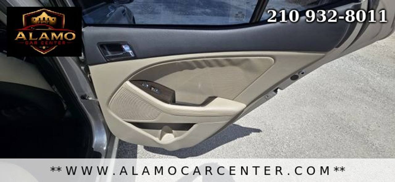 Used 2013 Kia Optima EX w/ Premium Pkg FWD image 22