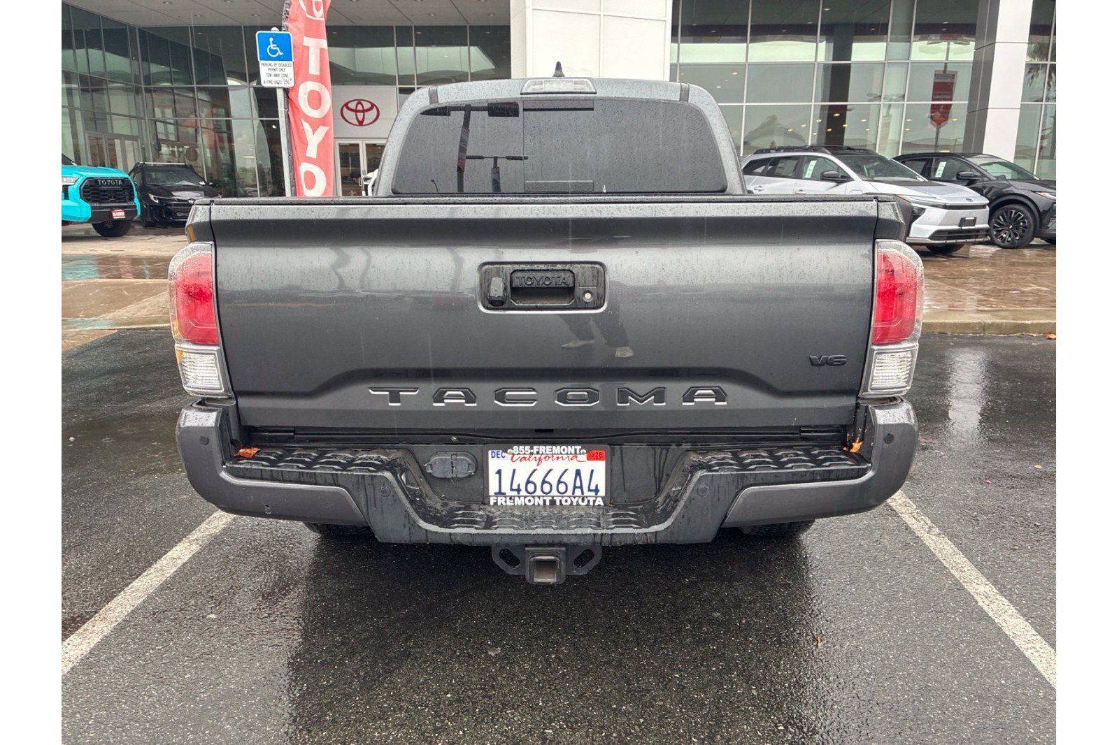 Certified 2022 Toyota Tacoma TRD Off-Road w/ Technology Package AWD/4WD image 6