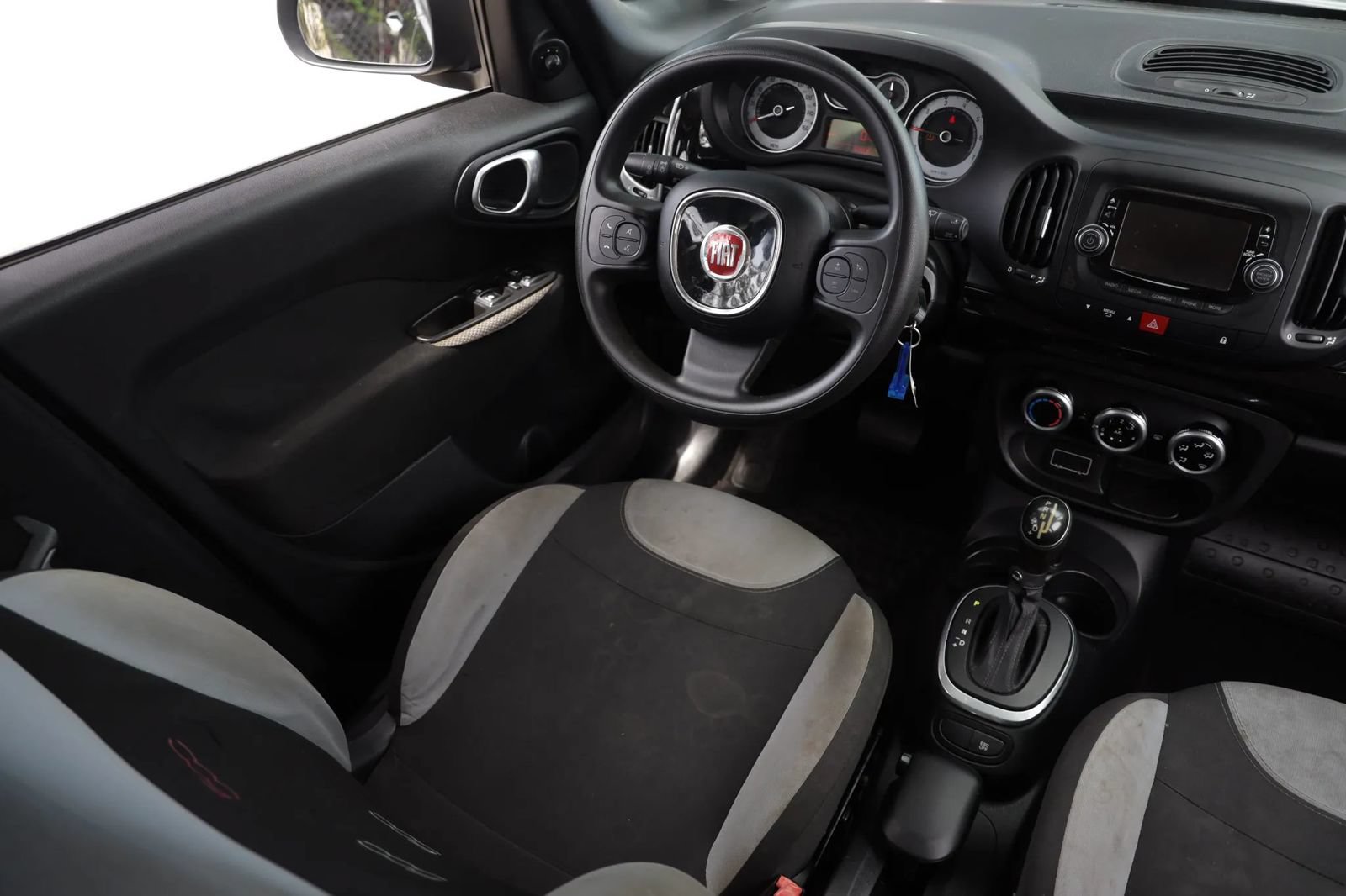 Used 2016 FIAT 500L Pop FWD image 13