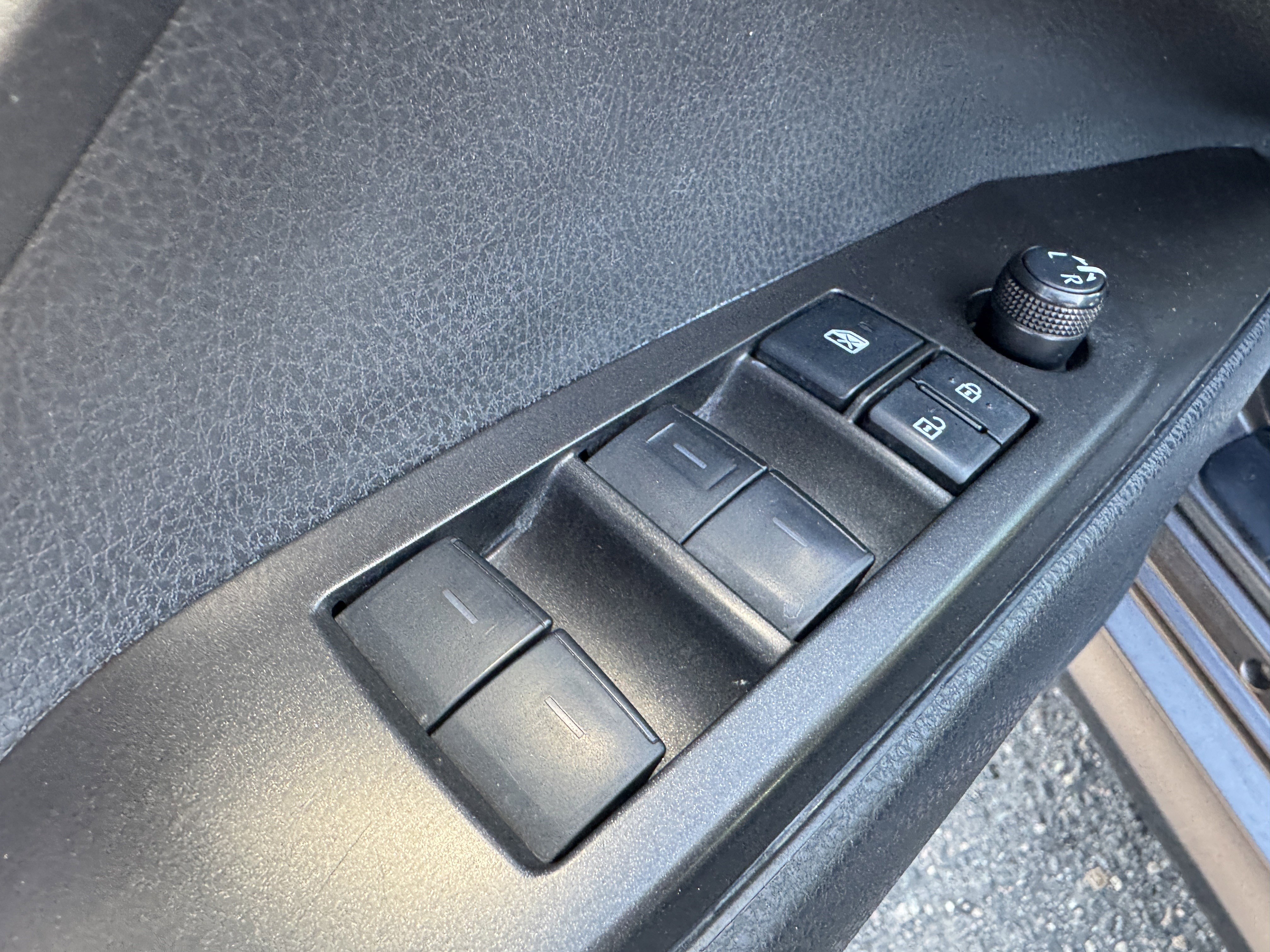 Certified 2021 Toyota Camry LE FWD image 19