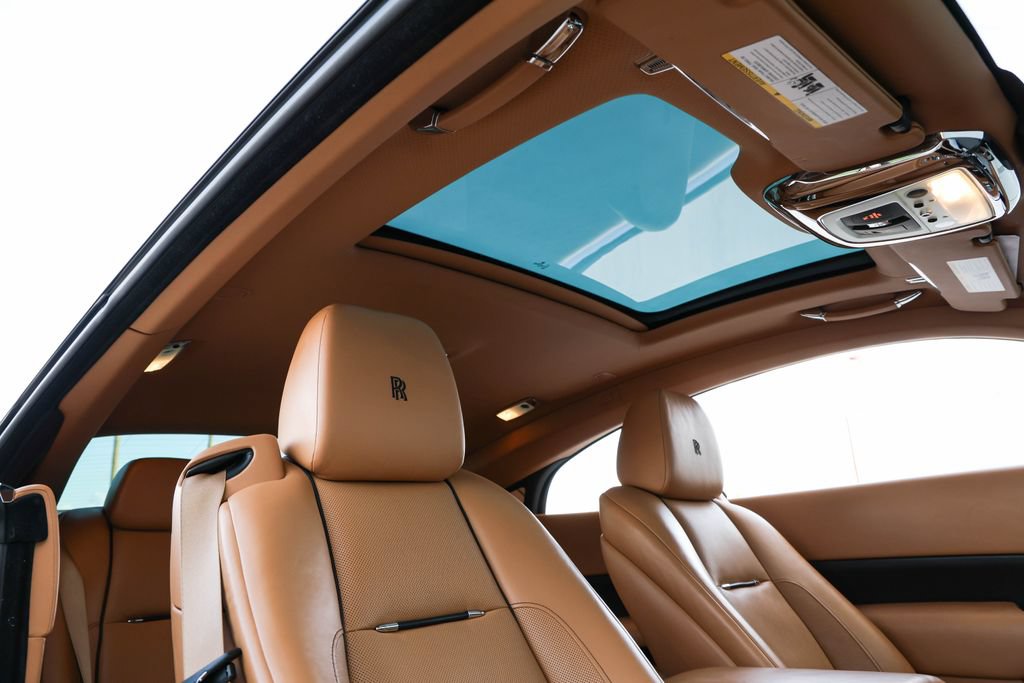 Used 2020 Rolls-Royce Wraith RWD image 27