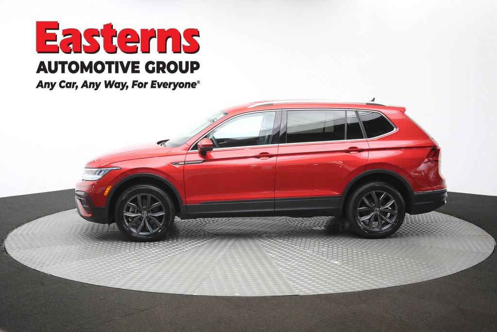 Used 2023 Volkswagen Tiguan SE AWD/4WD image 57