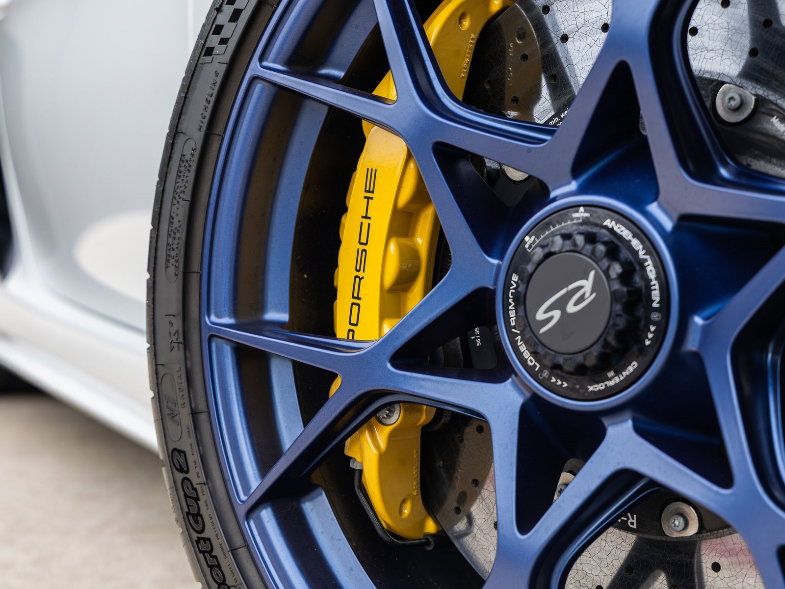 Used 2025 Porsche 718 Cayman GT4 RS image 11