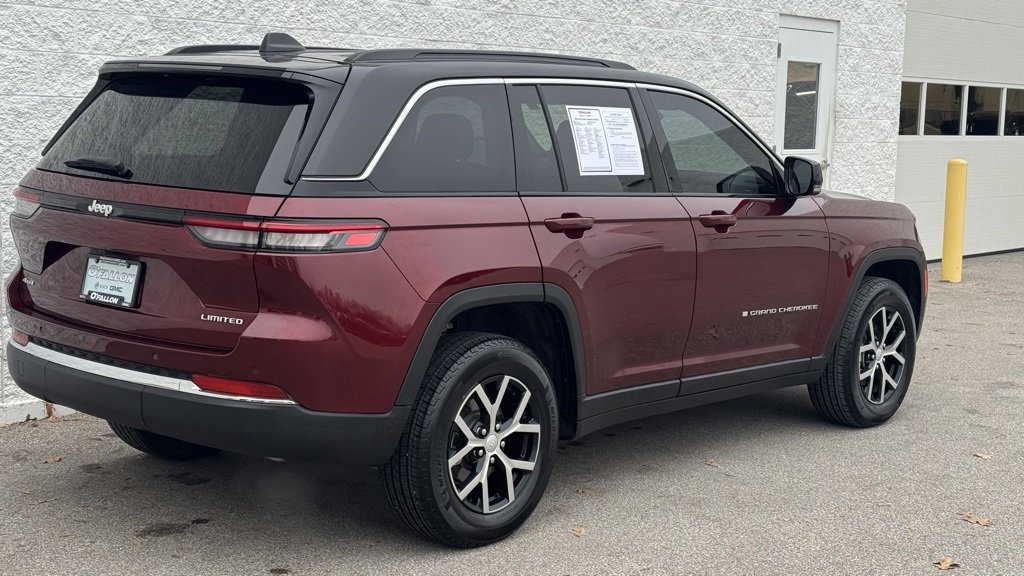 Used 2024 Jeep Grand Cherokee Limited image 7