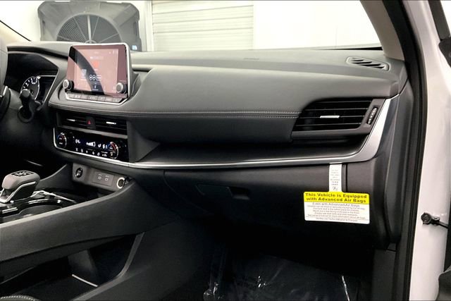 New 2025 Nissan Rogue SV image 33