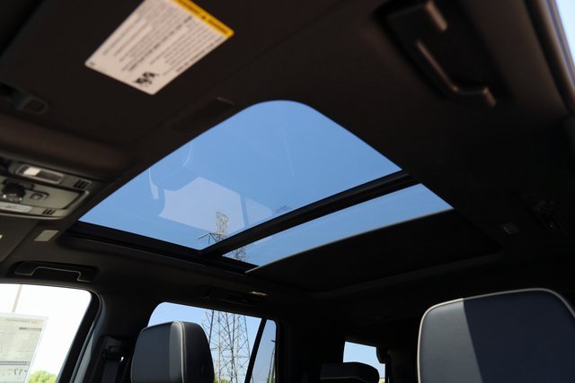 New 2025 Chevrolet Tahoe Premier w/ Sun And Tow Package image 28