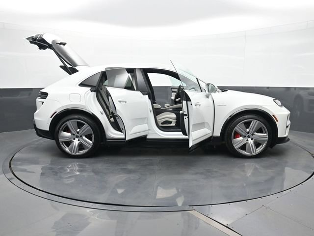 New 2026 Porsche Macan Turbo Electric image 35