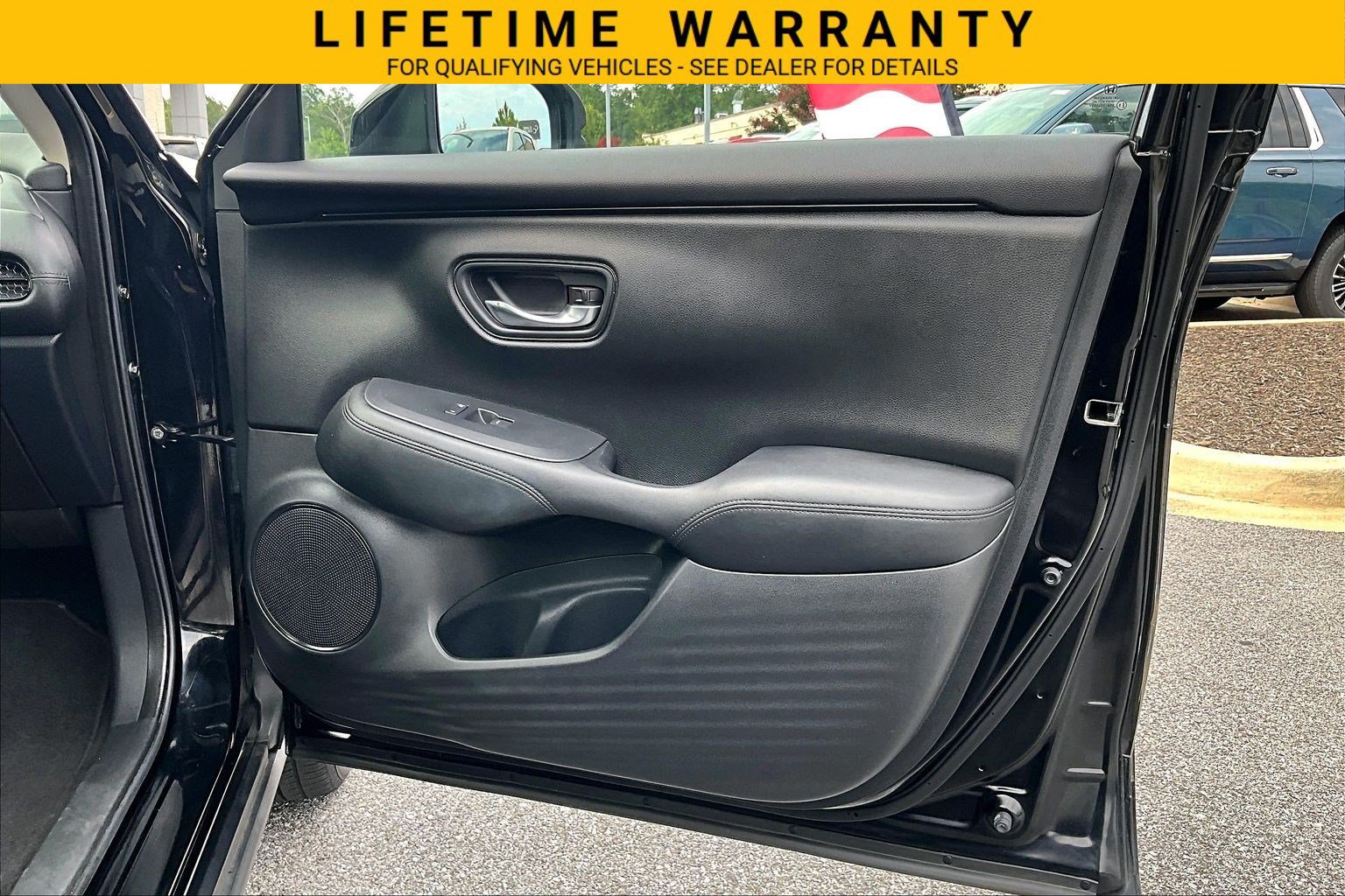 Used 2023 Honda HR-V LX image 20