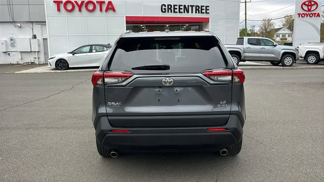 Certified 2025 Toyota RAV4 LE AWD/4WD image 5