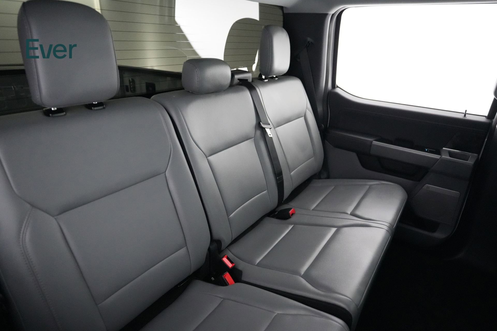 Used 2025 Ford F150 Lightning Flash image 5