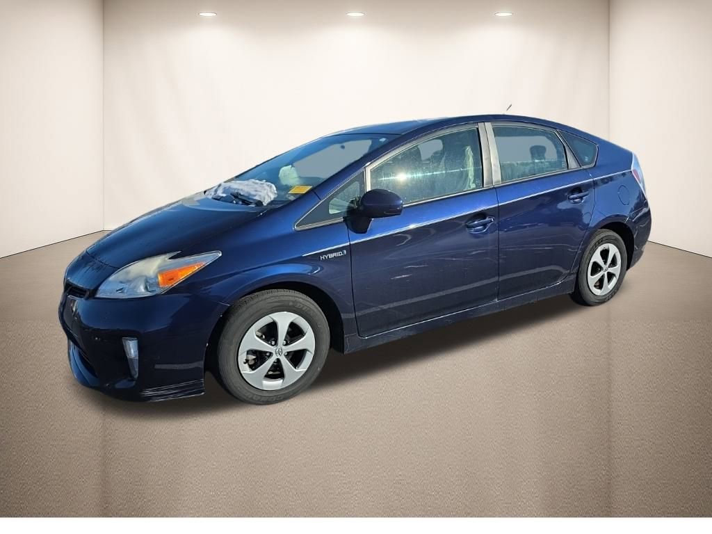 Used 2014 Toyota Prius Four image 2