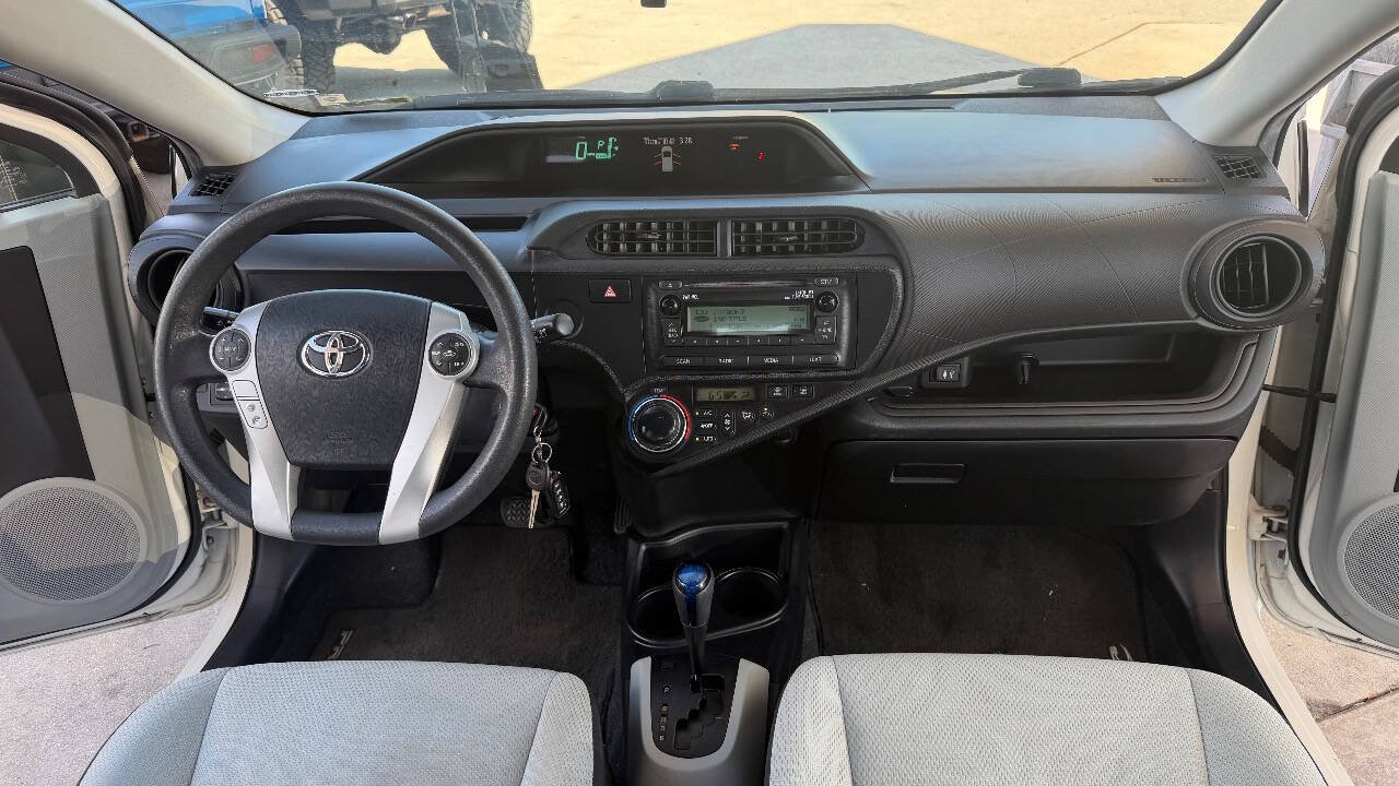Used 2012 Toyota Prius C One FWD image 15