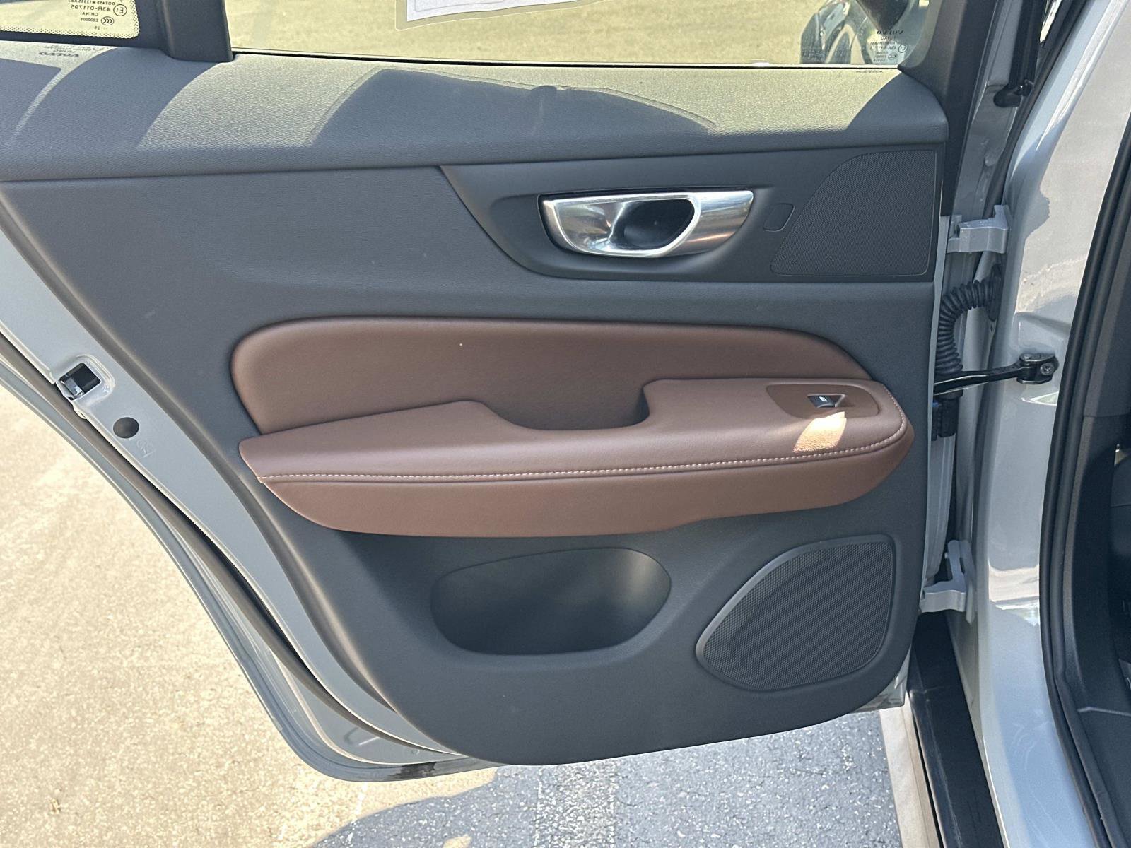 Certified 2026 Volvo V60 B5 Cross Country Plus w/ Climate Package image 20