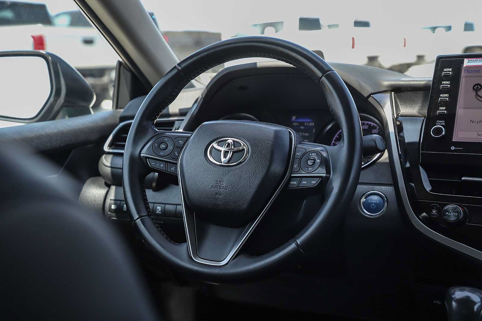 Used 2024 Toyota Camry SE w/ Audio Upgrade Package FWD image 15