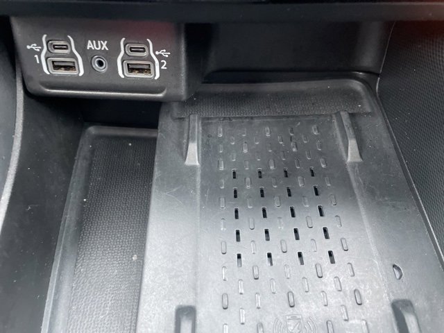 Used 2025 Dodge Durango GT image 31