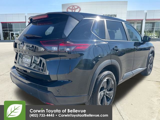 Used 2025 Nissan Rogue SV image 5