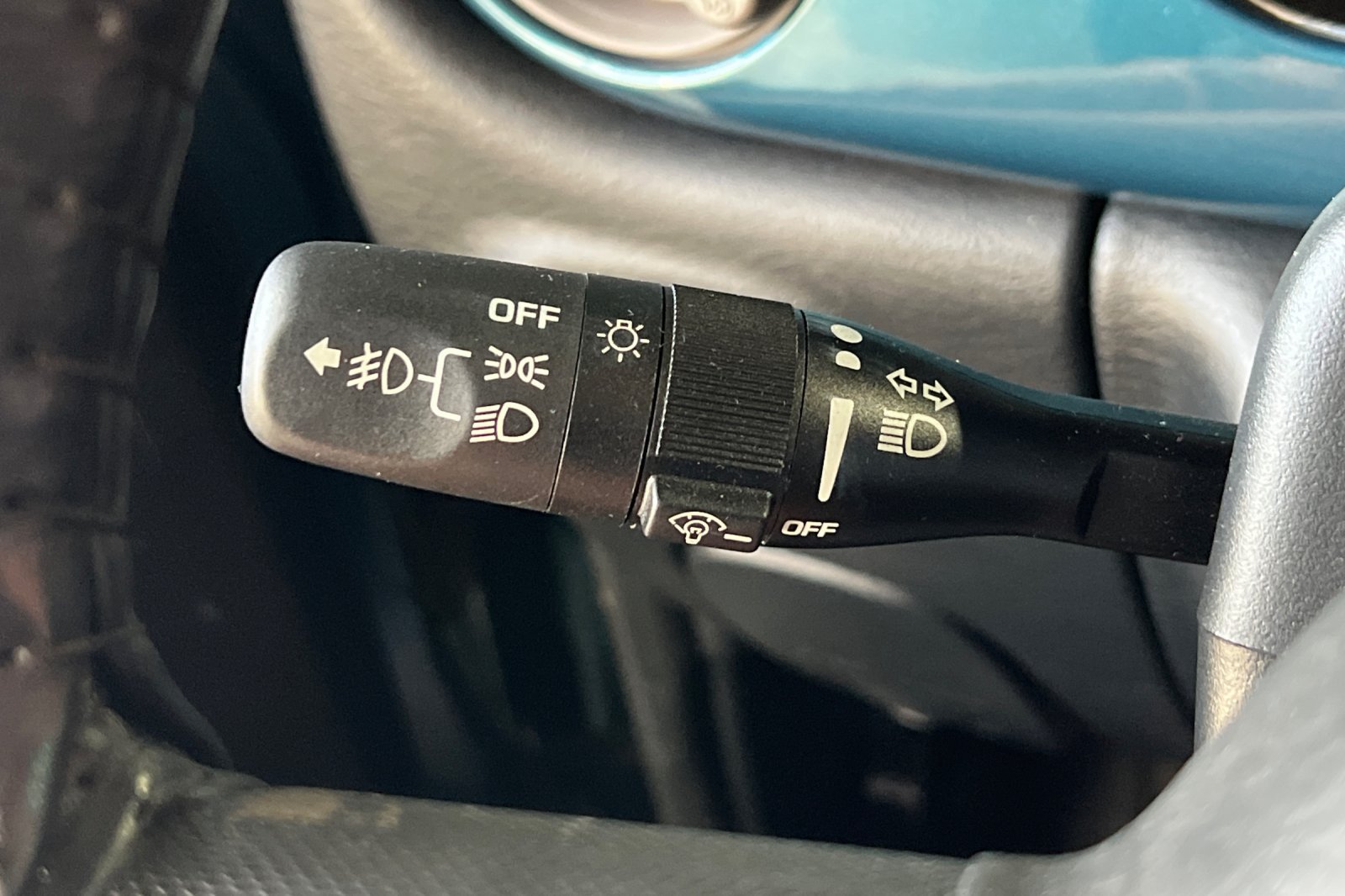 Used 2001 Chrysler PT Cruiser FWD image 31