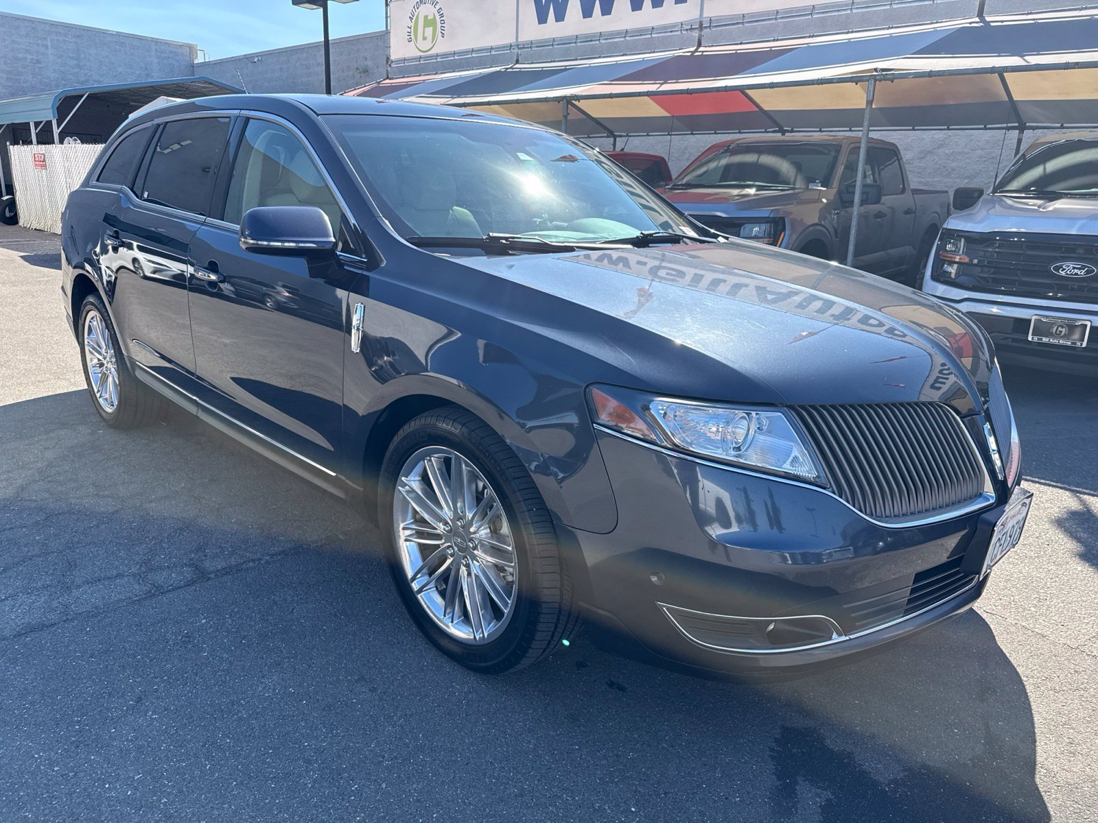 Used 2013 Lincoln MKT AWD image 7
