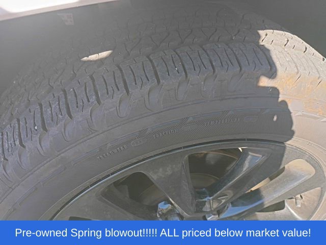 Used 2019 Jeep Grand Cherokee Altitude AWD/4WD image 13